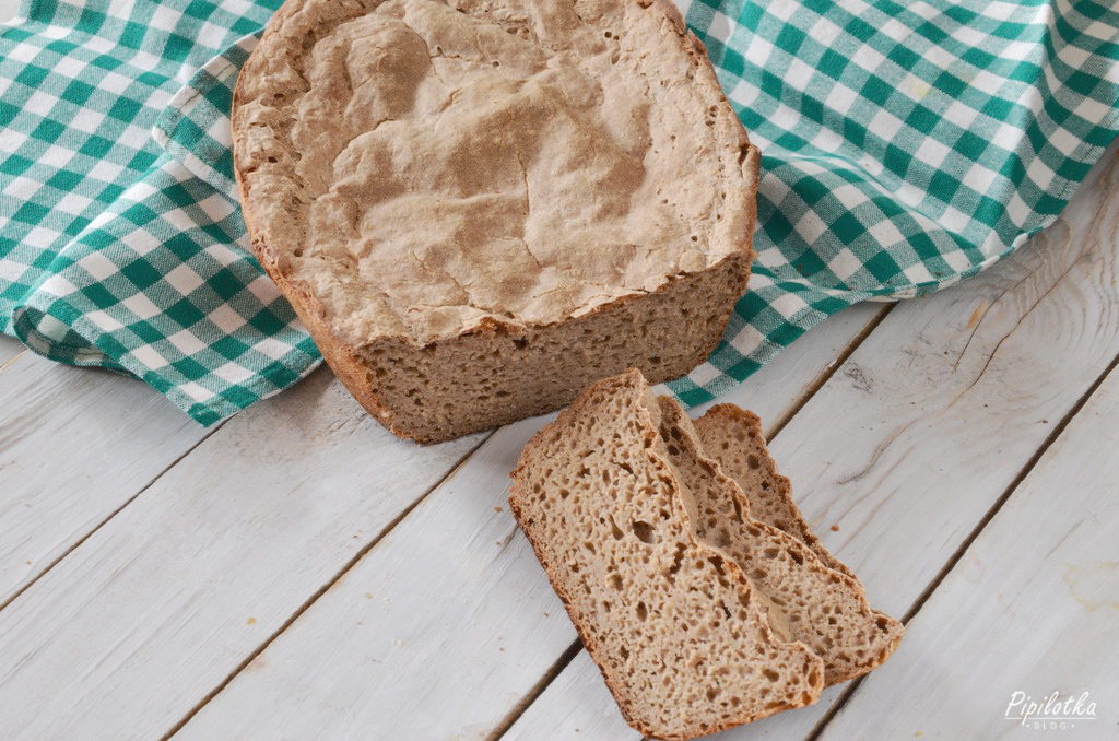 Trzystopniowy chleb żytni na zakwasie